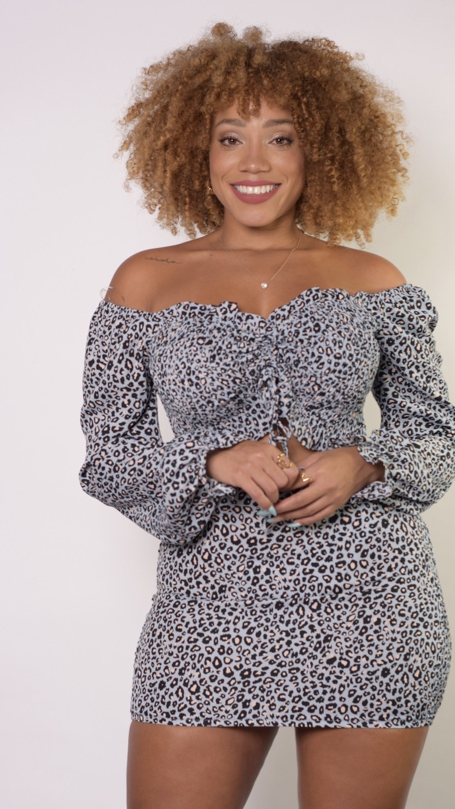 Conjunto Hombros Descubiertos Animal Print