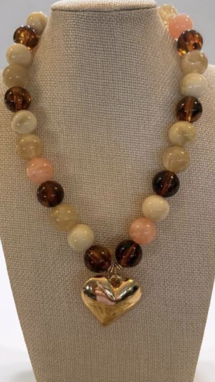 Collar de Cuentas con Corazón